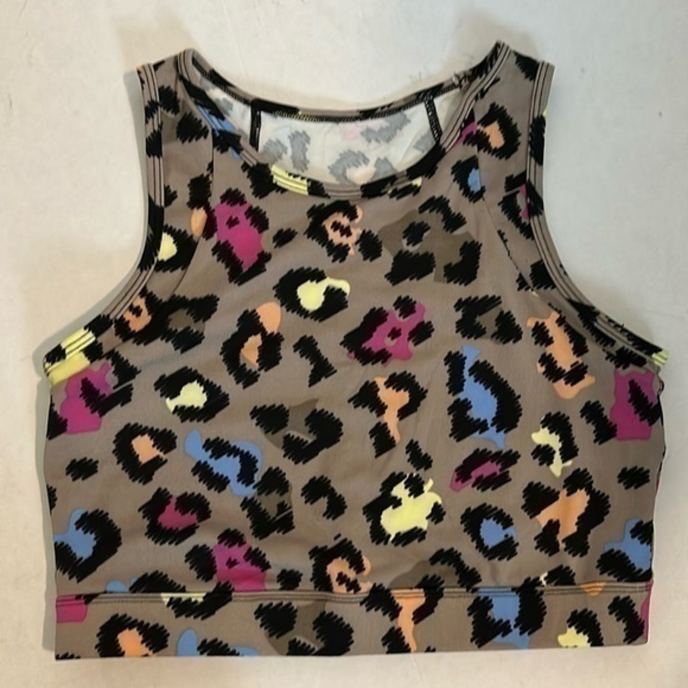 POP fit Emma colorful leopard size Medium NWOT